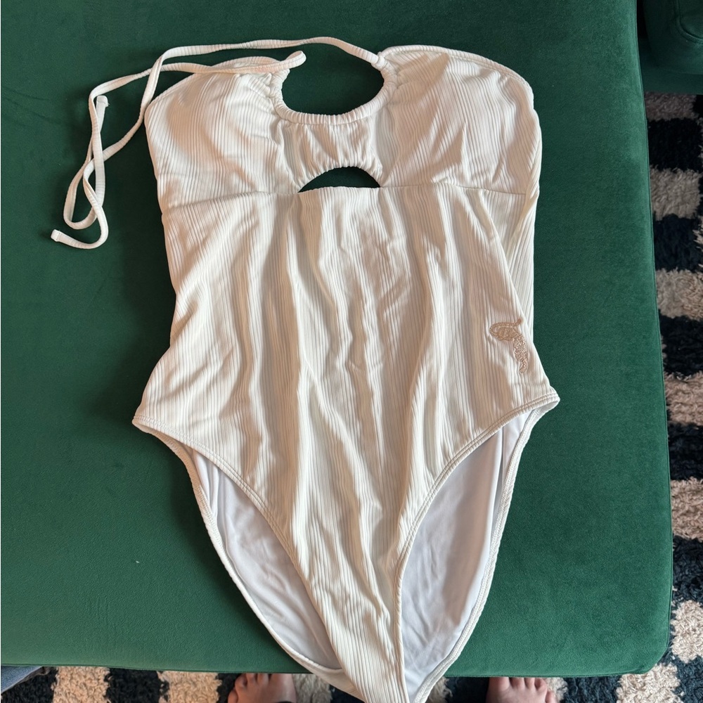 Cupshe Swimsuit